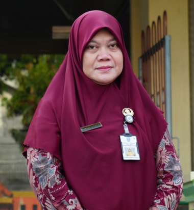 Kepala Sekolah SMA Negeri 18 Surabaya